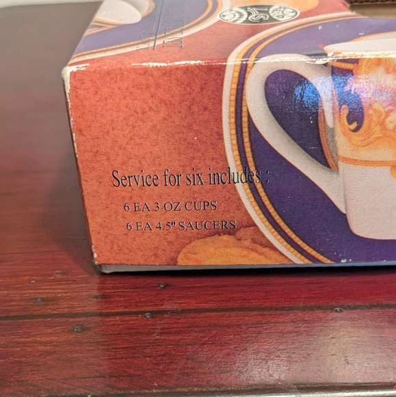 Espresso Set 12 Pieces NOS In Box Gold Black Porcelain Mini Coffee Cups & Saucer - Picture 6 of 16